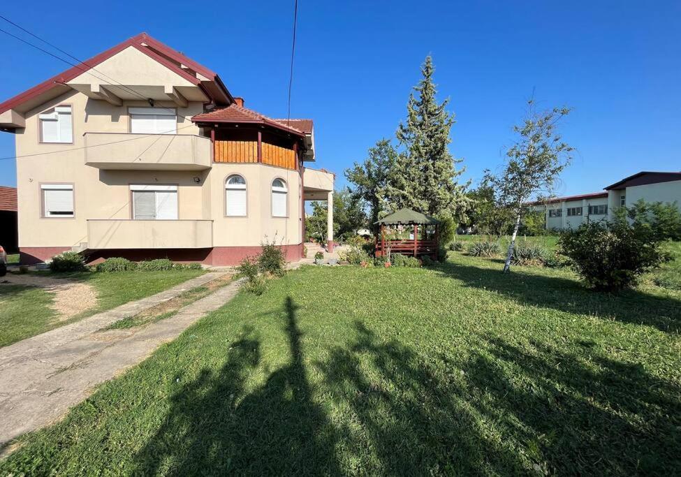Jan-Air Apartment Ilinden Bagian luar foto